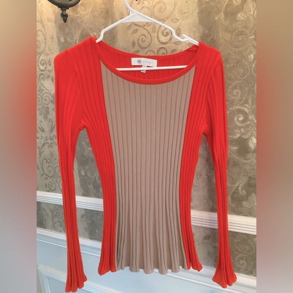 Fever Red and Tan Pleated Ribbed Blouse